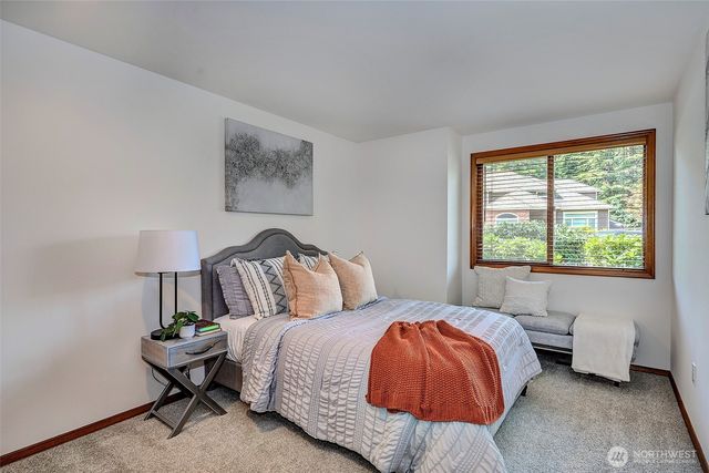 1832 231st Place NE, Sammamish, WA 98074