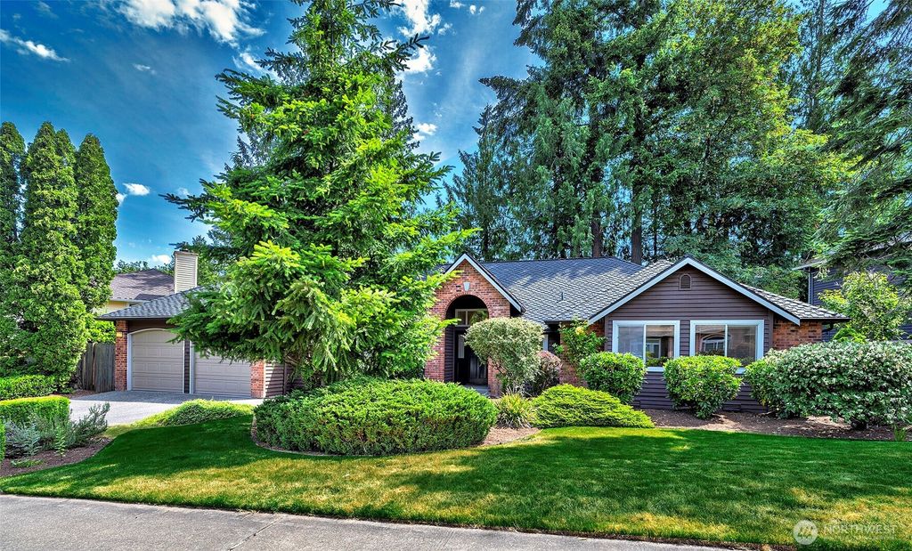 1832 231st Place NE, Sammamish, WA 98074