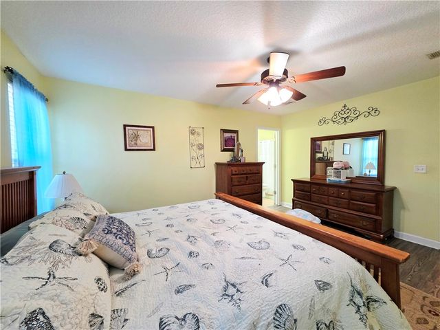 106 Southern Oaks Lane, Blackshear, GA 31516