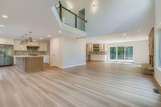 6711 Vernon Avenue S, Edina, MN 55436