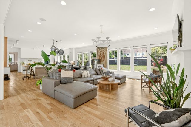 3601 Rainbow Pl, Nashville, TN 37204