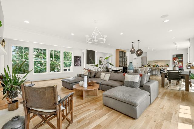 3601 Rainbow Pl, Nashville, TN 37204