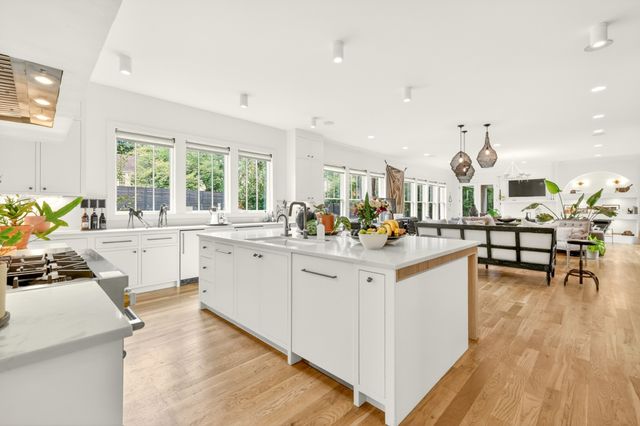 3601 Rainbow Pl, Nashville, TN 37204