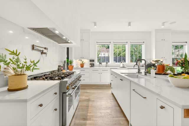 3601 Rainbow Pl, Nashville, TN 37204