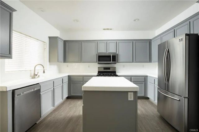 1346 Williamsburg, Corona, CA 92882