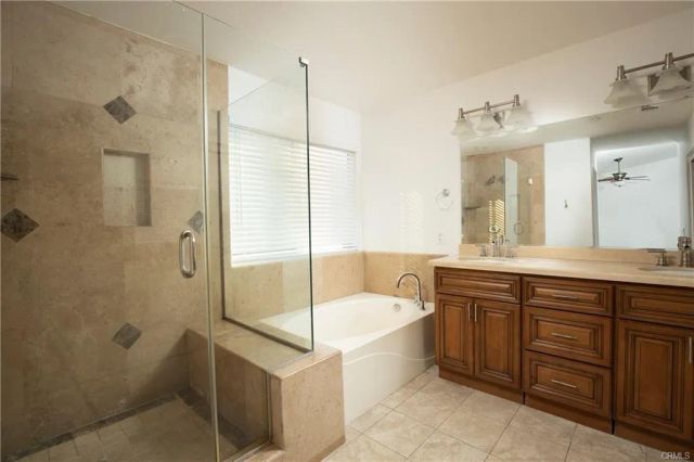 1346 Williamsburg, Corona, CA 92882