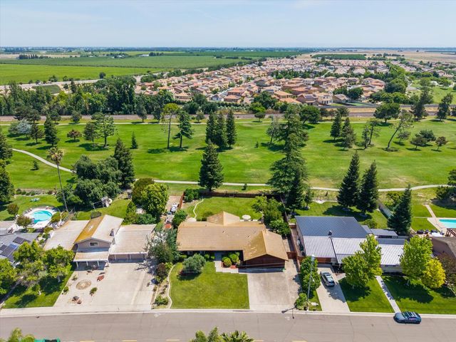 10780 Elkhorn Dr, Stockton, CA 95209
