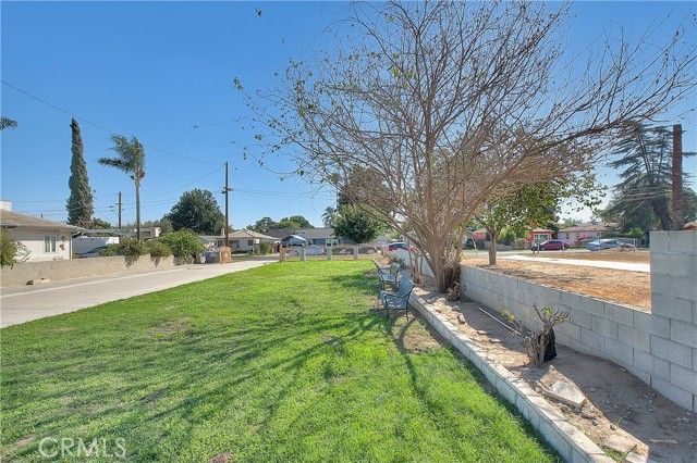 941 W F Street, Colton, CA 92324