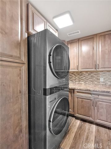 941 W F Street, Colton, CA 92324