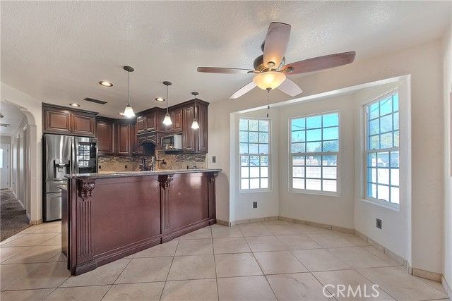 941 W F Street, Colton, CA 92324