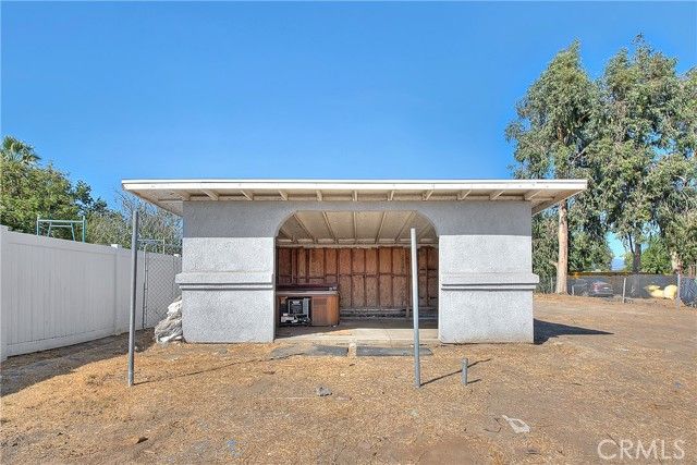 941 W F Street, Colton, CA 92324