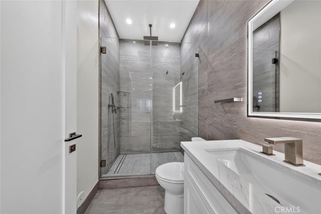 7940 Ethel Avenue, Los Angeles, CA 91605