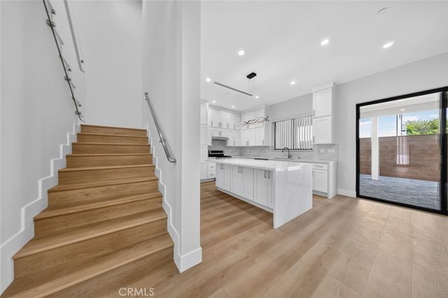 7940 Ethel Avenue, Los Angeles, CA 91605