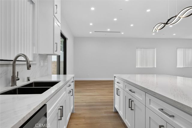 7940 Ethel Avenue, Los Angeles, CA 91605