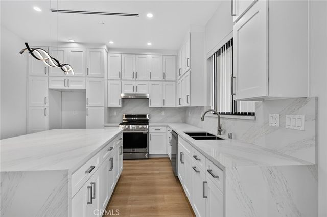 7940 Ethel Avenue, Los Angeles, CA 91605