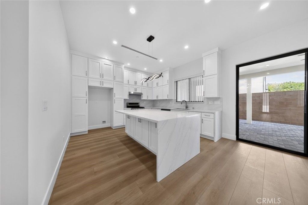 7940 Ethel Avenue, Los Angeles, CA 91605