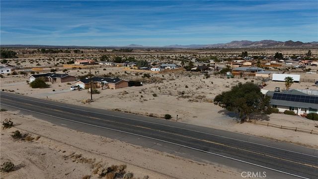 792 Amboy, 29 Palms, CA 92277
