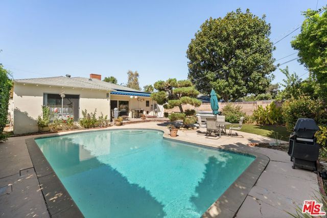 5832 Ranchito Avenue, Van Nuys (los Angeles), CA 91401
