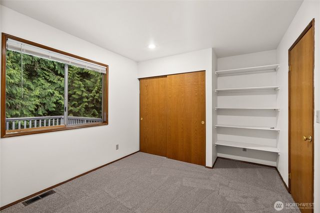 6475 Windfall Place NW, Bremerton, WA 98312