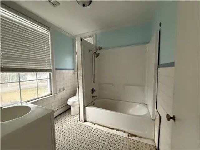 82 S Midway Street, Clayton, AL 36016