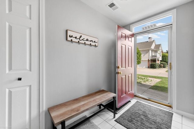 52018 Heatherstone Avenue, Macomb, MI 48042