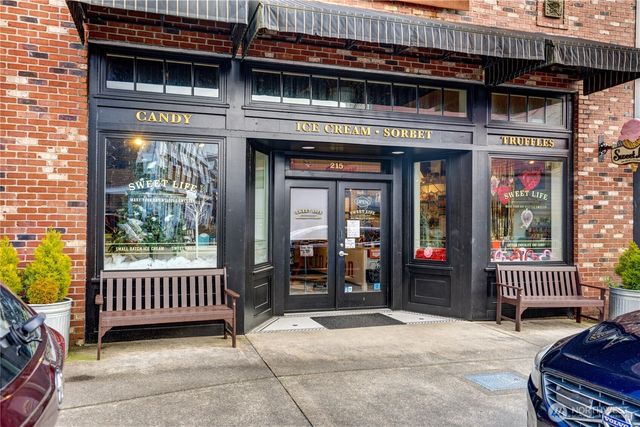 74 Elk Creek Loop, Pacific Beach, WA 98571