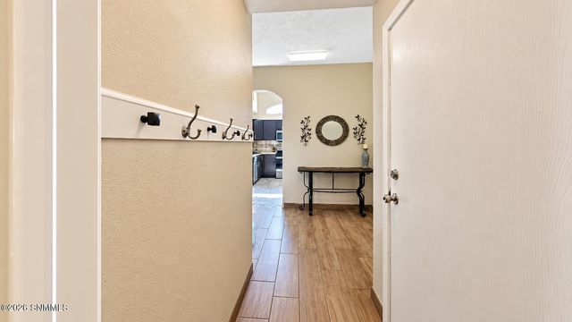 999 Gilmer Way, Las Cruces, NM 88005