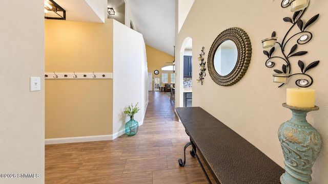 999 Gilmer Way, Las Cruces, NM 88005