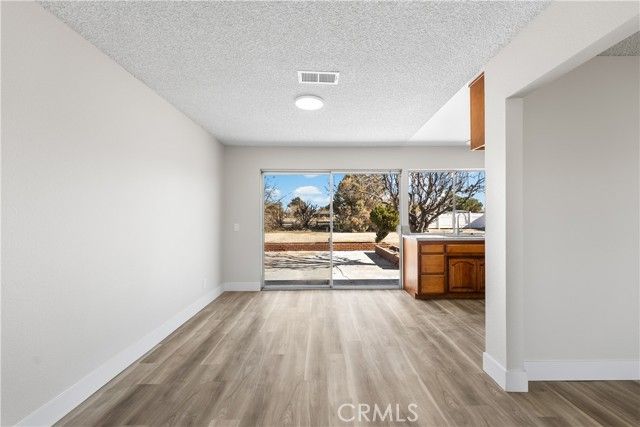 40596 Fieldspring, Lancaster, CA 93535