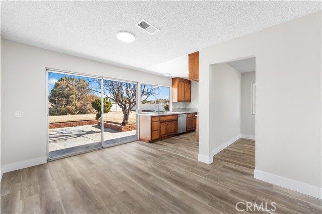 40596 Fieldspring, Lancaster, CA 93535