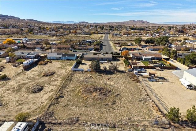 40596 Fieldspring, Lancaster, CA 93535