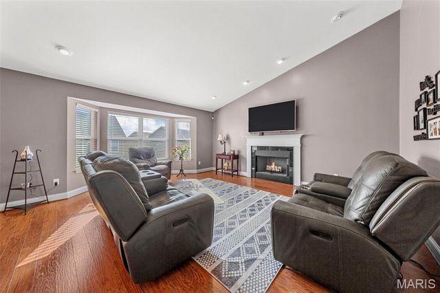 1112 William Penn Drive, Wentzville, MO 63385