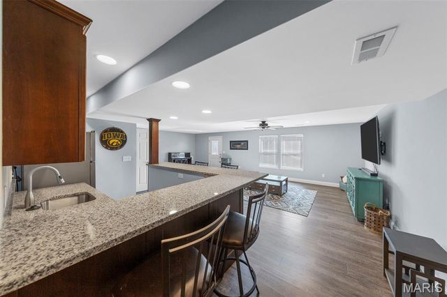 1112 William Penn Drive, Wentzville, MO 63385