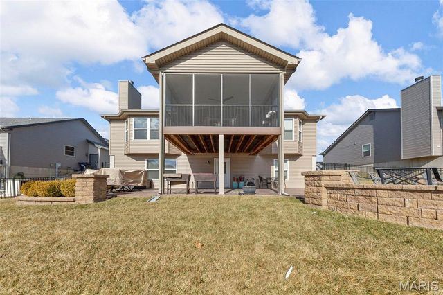 1112 William Penn Drive, Wentzville, MO 63385