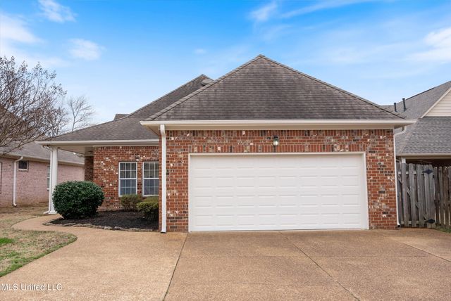 4854 Stone Cross Drive, Olive Branch, MS 38654