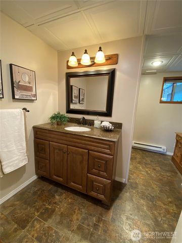 1287 Malaga Alcoa Highway, Wenatchee, WA 98828