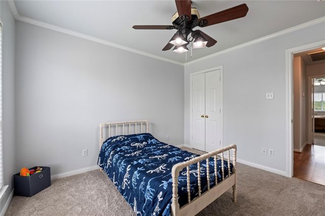 2930 Community Drive, Alvin, TX 77511