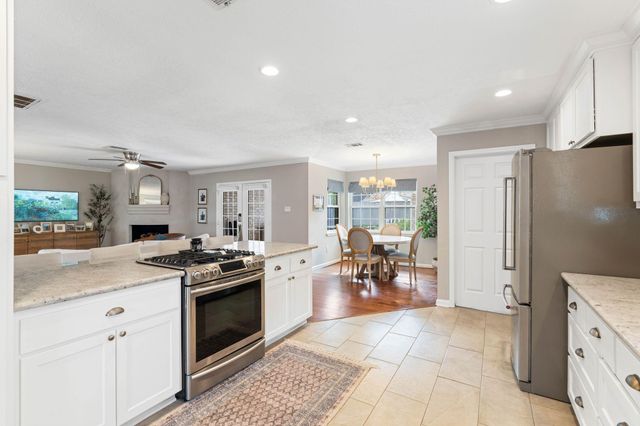 991 Curtin Street, Houston, TX 77018