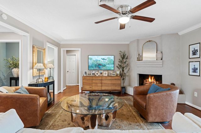 991 Curtin Street, Houston, TX 77018