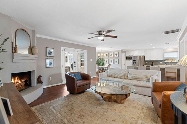 991 Curtin Street, Houston, TX 77018