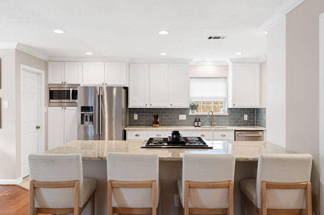 991 Curtin Street, Houston, TX 77018