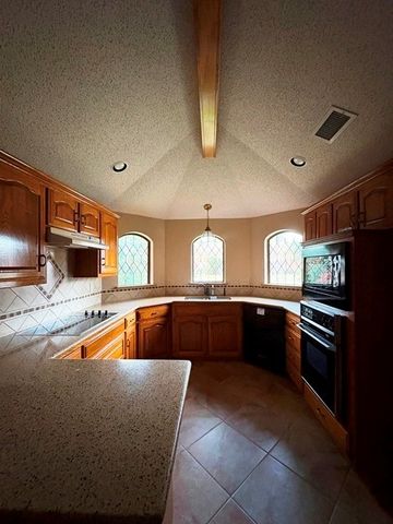 2622 Big Oaks Drive, Garland, TX 75044