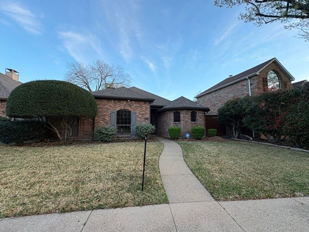 2622 Big Oaks Drive, Garland, TX 75044