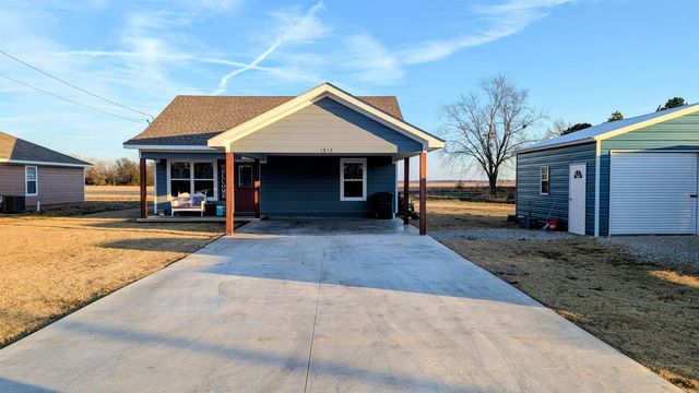 1813 SE Front Street, Hoxie, AR 72433