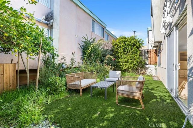 5301 Balboa Boulevard 5B, Encino, CA 91316