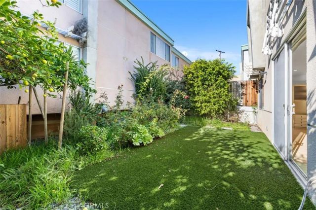 5301 Balboa Boulevard 5B, Encino, CA 91316