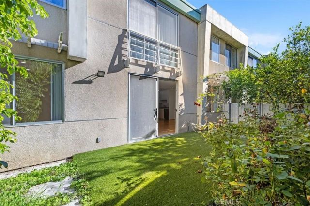 5301 Balboa Boulevard 5B, Encino, CA 91316