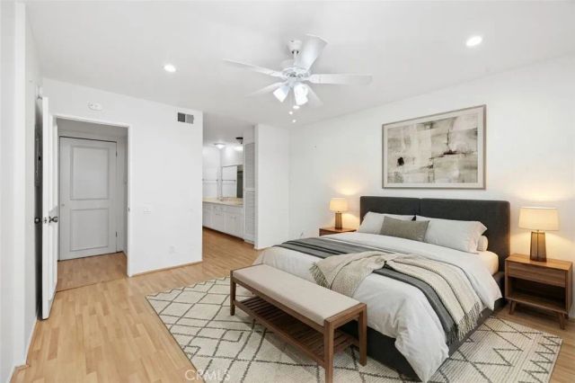 5301 Balboa Boulevard 5B, Encino, CA 91316