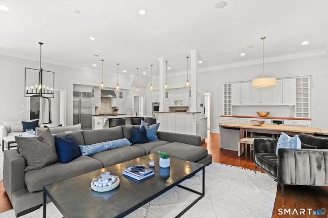 44 Pumpkin Hill Road, Westport, CT 06880