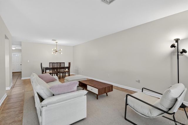 227 Deer Ct Drive, Middletown, NY 10940